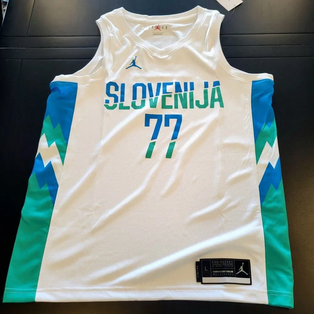 Nike Air Jordan Luka Doncic Slovania Dallas Mavericks 2022 Swingman Jersey L NWT
